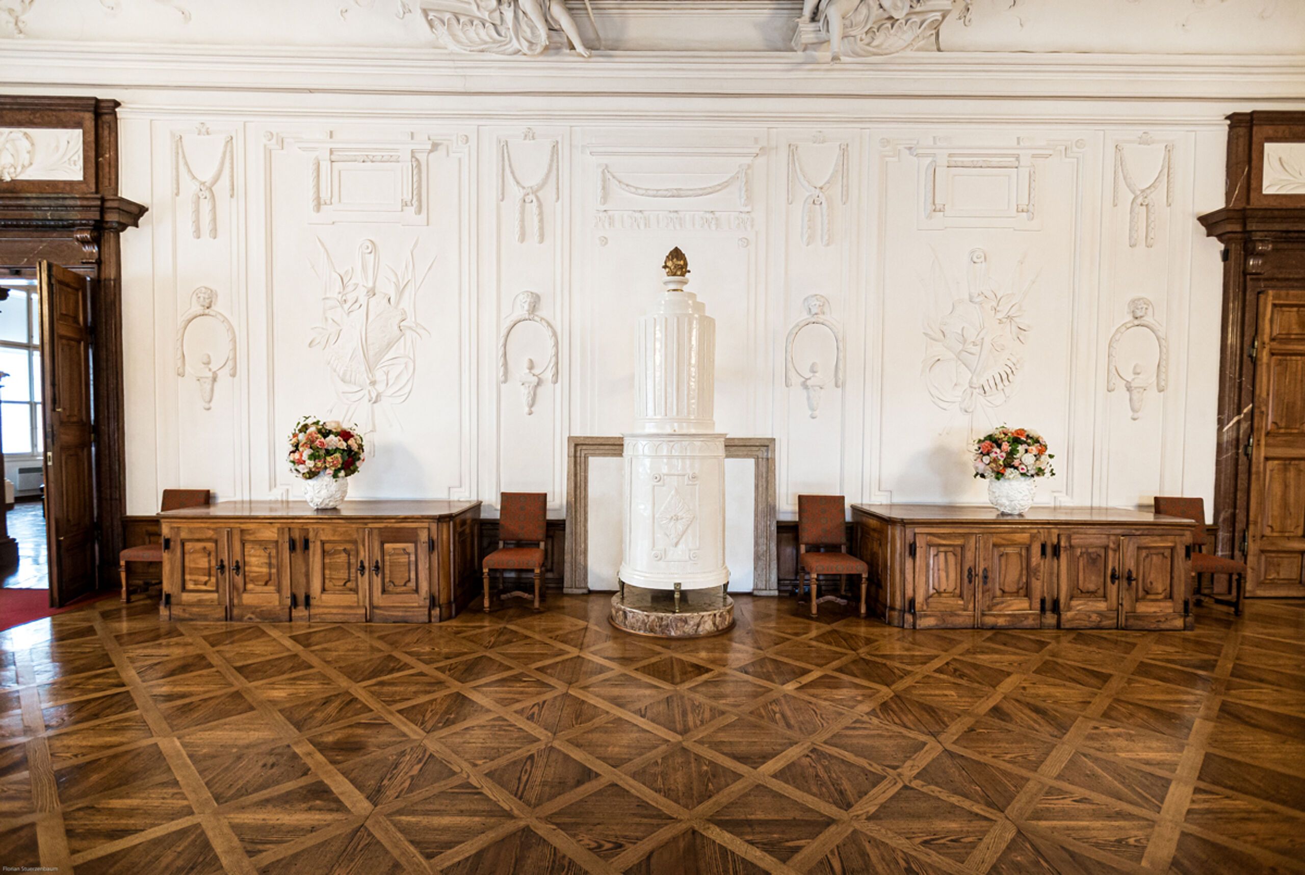 Rittersaal in der Residenz mit Ofen 