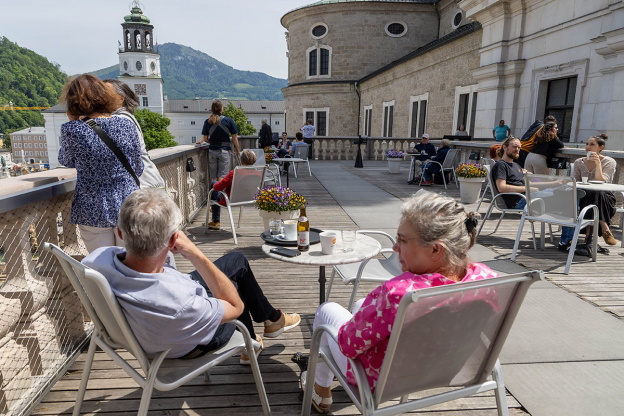 Auf der Dombogenterrasse